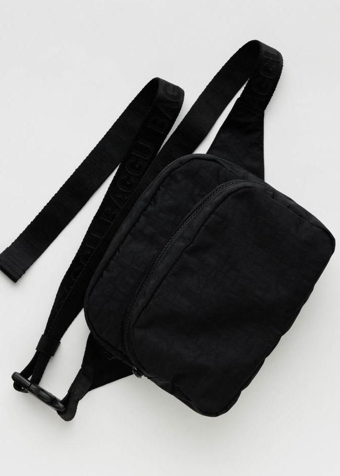 a black fanny pack